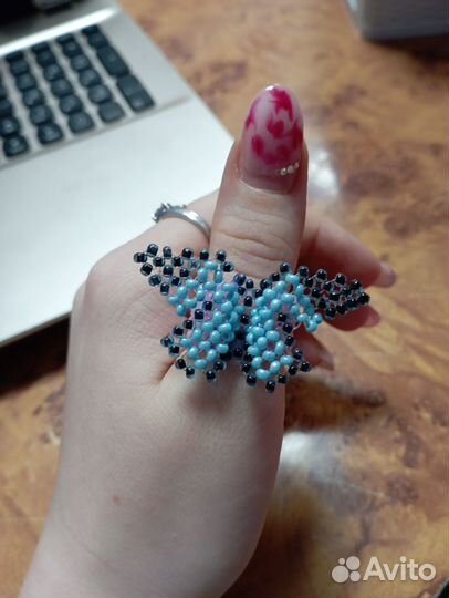 Изделие из бисера. Кольцо 