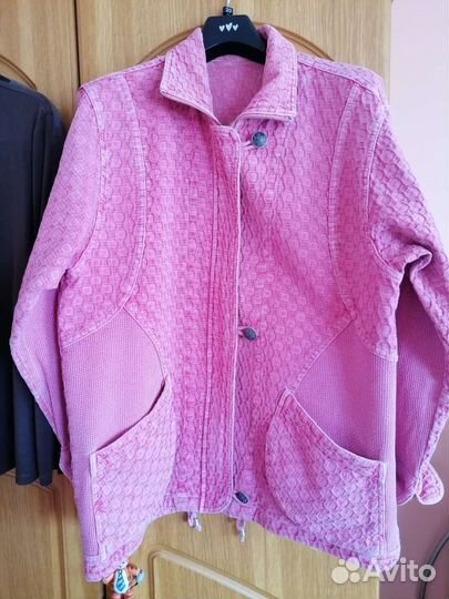 Ветровка женская