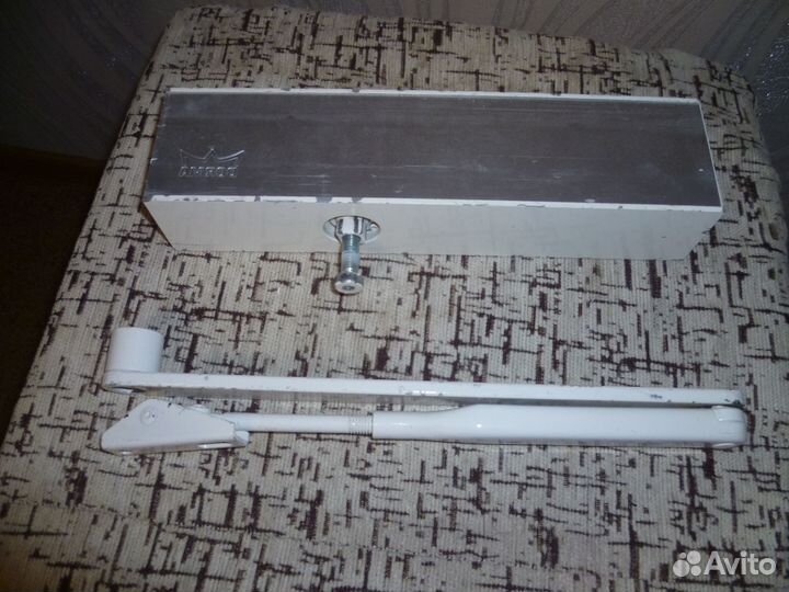 Дверной доводчик TS-83