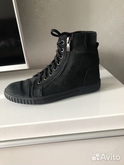 Ботинки подростковые