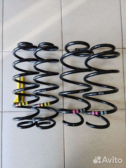 Комплект пружин подвески Jetta 6/Octavia A5/Yeti