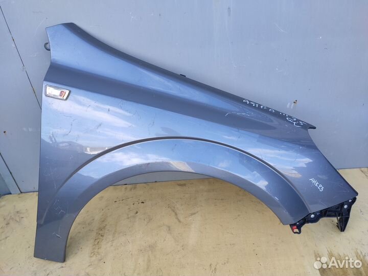 Крыло переднее правое на Opel Astra H