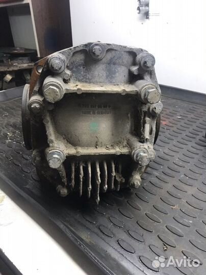 Редуктор задний Mercedes-Benz S500 W220