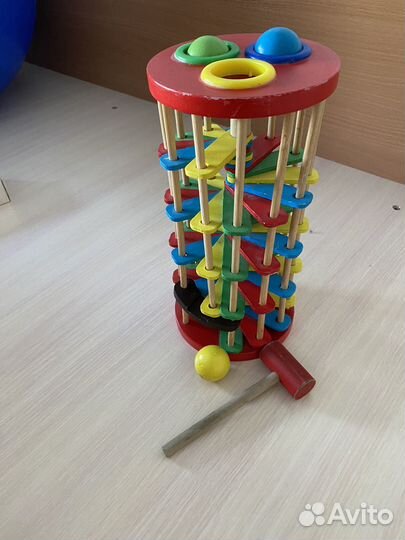 Развивающие игрушки. Деревянная стучалка
