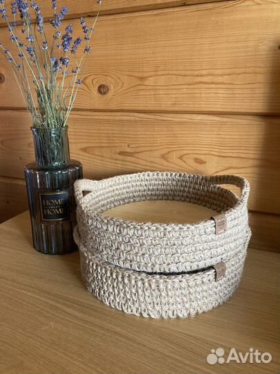 Корзинка вязаная из джута с ручками