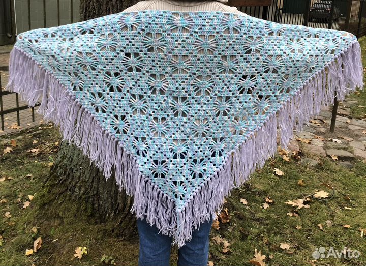 Платок вязанный