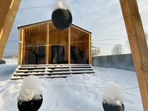 дружба мальчиков. берегите друг друга. приезжайте люди добры. взаимопомощь детей. помогать друг другу.