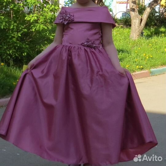 Платье нарядное