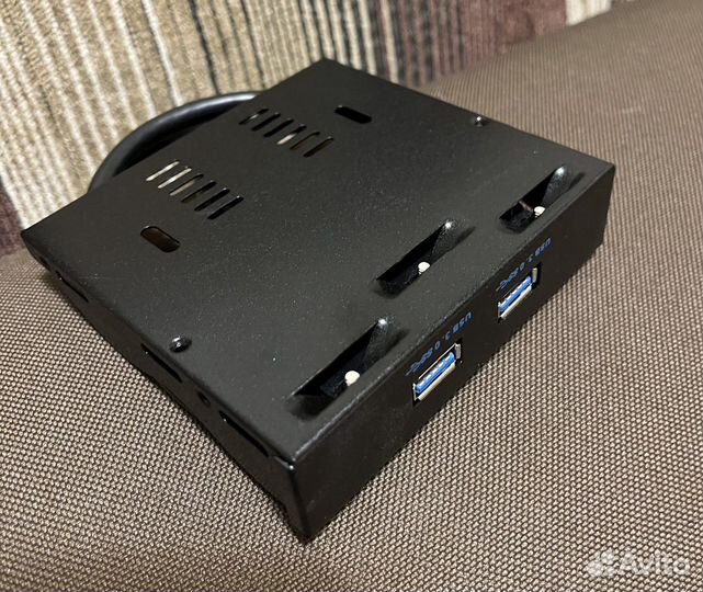 Usb 3.0 панель в Floppy отверстие (картридер)