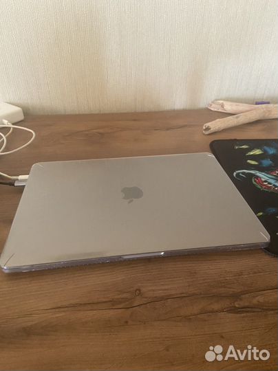 Apple MacBook Pro 13 2019