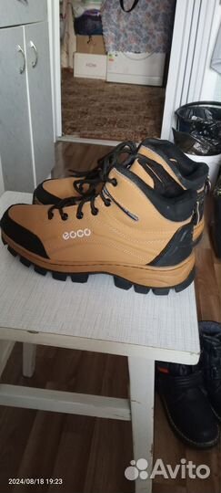 Зимние ботинки