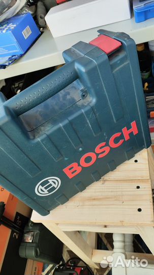 Шуруповерт Bosch 18v