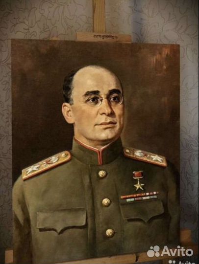 Портреты Сталина, Берии, Дзержинского, Андропова