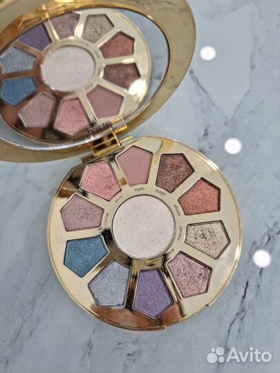 Палетка теней tarte