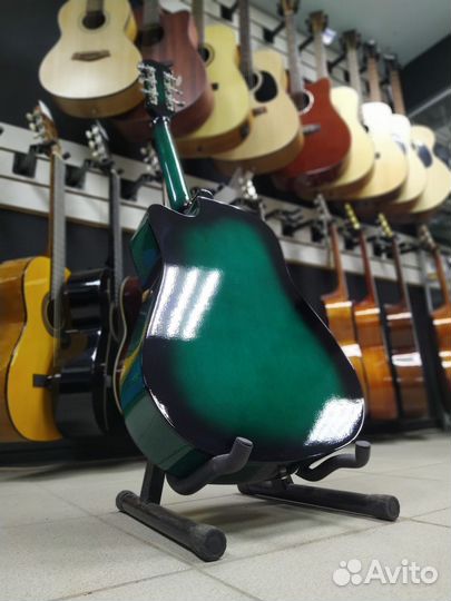 Акустическая гитара Зеленая Новая глянец