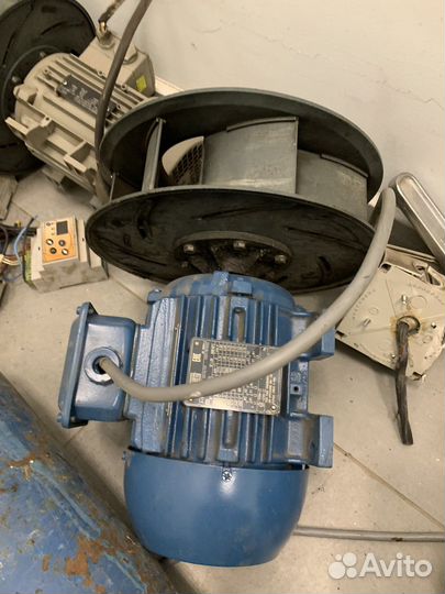 Электродвигатели Siemens 1LA7080-2AA