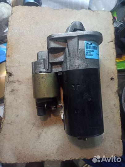 Стартер Volvo 1,4 кВт S40 S60 S80 XC70 XC90