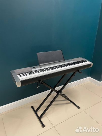 Цифровое пианино Casio