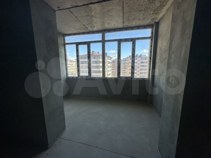 3-к. квартира, 83 м², 2/10 эт.