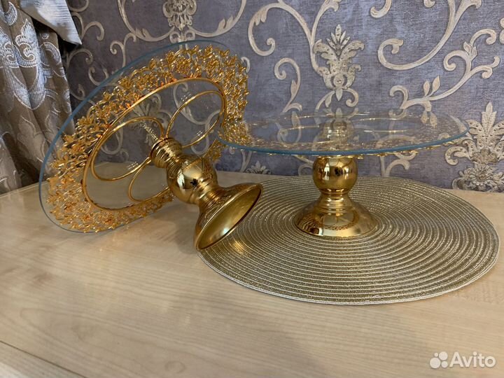 Тортница, подставка для торта