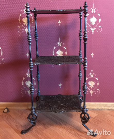 Этажерка винтажная, трехярусная, ажурная