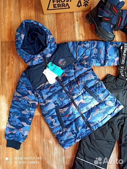 128 р-р Новый зимний костюм для мальчика