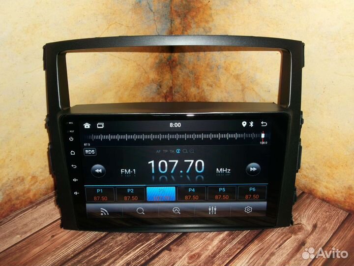 Магнитола на Mitsubishi Pajero 4 Android GPS