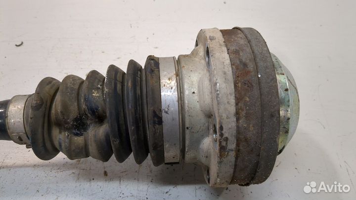 Полуось левая передняя Volkswagen Passat CC