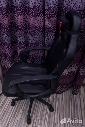 Кресло компьютерное игровое zombie 50