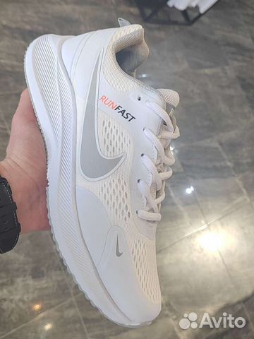 Кроссовки мужские Nike