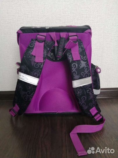 Школьный ранец