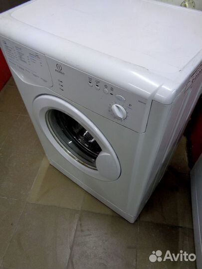 Стиральная машина Indesit