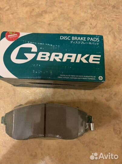 Новые Передние и задние тормозные колодки на Nissa