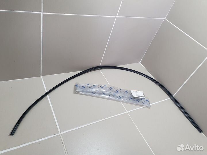 Молдинг лобового стекла Ford Ranger 1998-2012