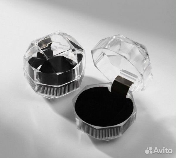 Новый футляр под кольцо