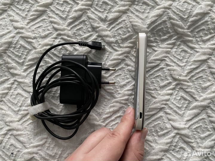 Nokia E52