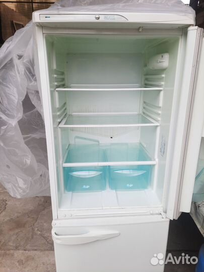 Холодильник бу стинол