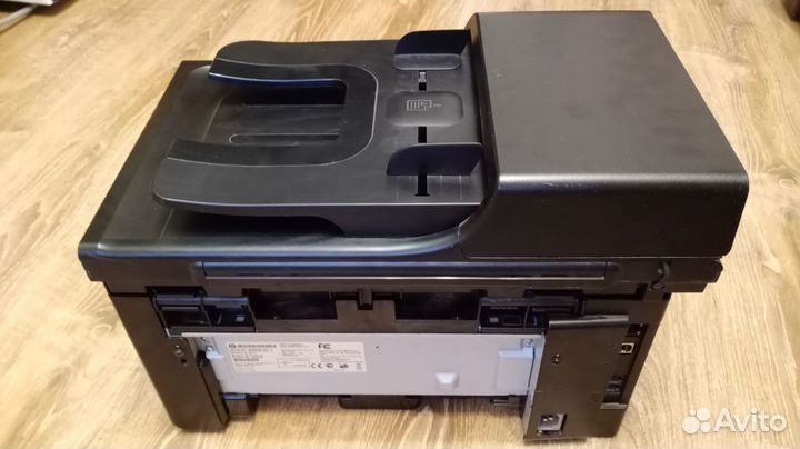 HP LaserJet M1212nf и четыре новых картриджа