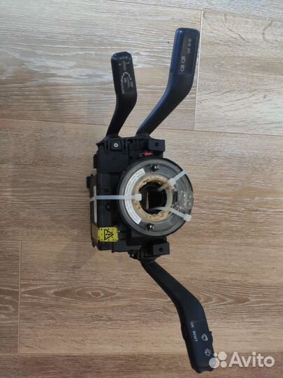 Переключатель подрулевой в сборе VW Passat CC