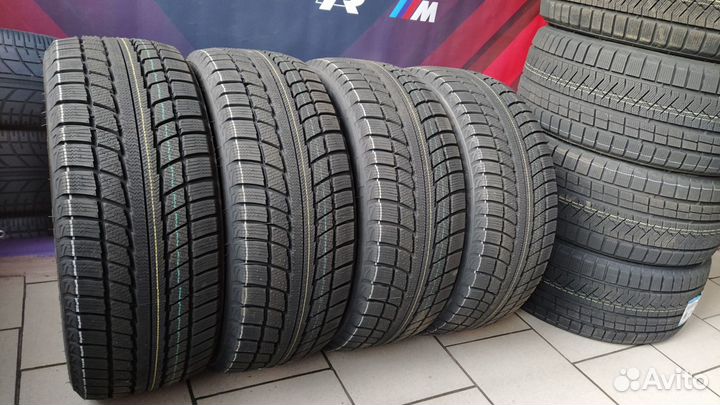 Royal Black Royal Winter 225/55 R19