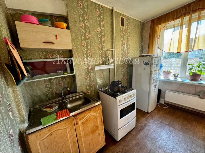 Комната 15 м² в 3-к., 2/9 эт.