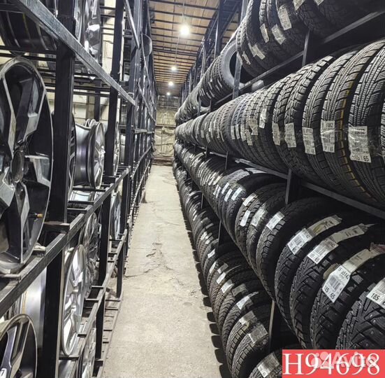 Kumho I'Zen KW31 225/40 R18 92M