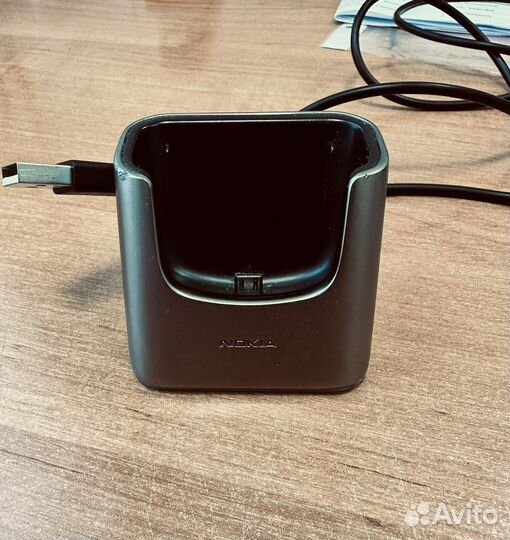 Стакан зарядка Nokia 8800 carbon