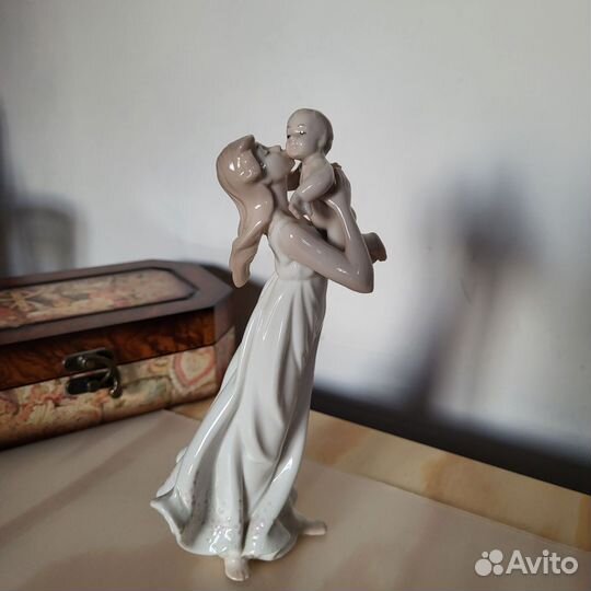 Статуэтка фарфор Pavone Италия