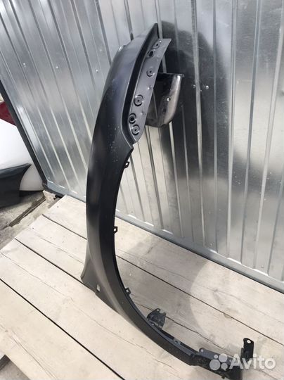 Крыло переднее правое Renault Duster 1