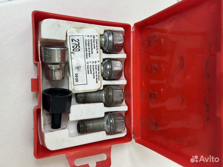 Секретные болты mercedes