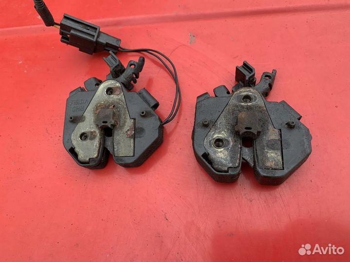 Volvo xc90 замок капота