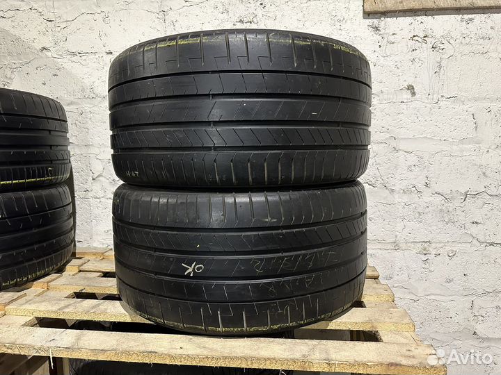 Pirelli P Zero PZ4 295/35 R20