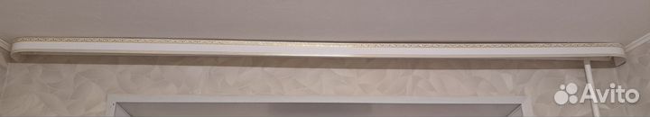 Карниз потолочный бу