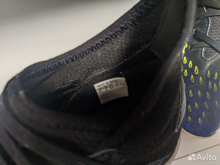 Adidas predator футзальные р33